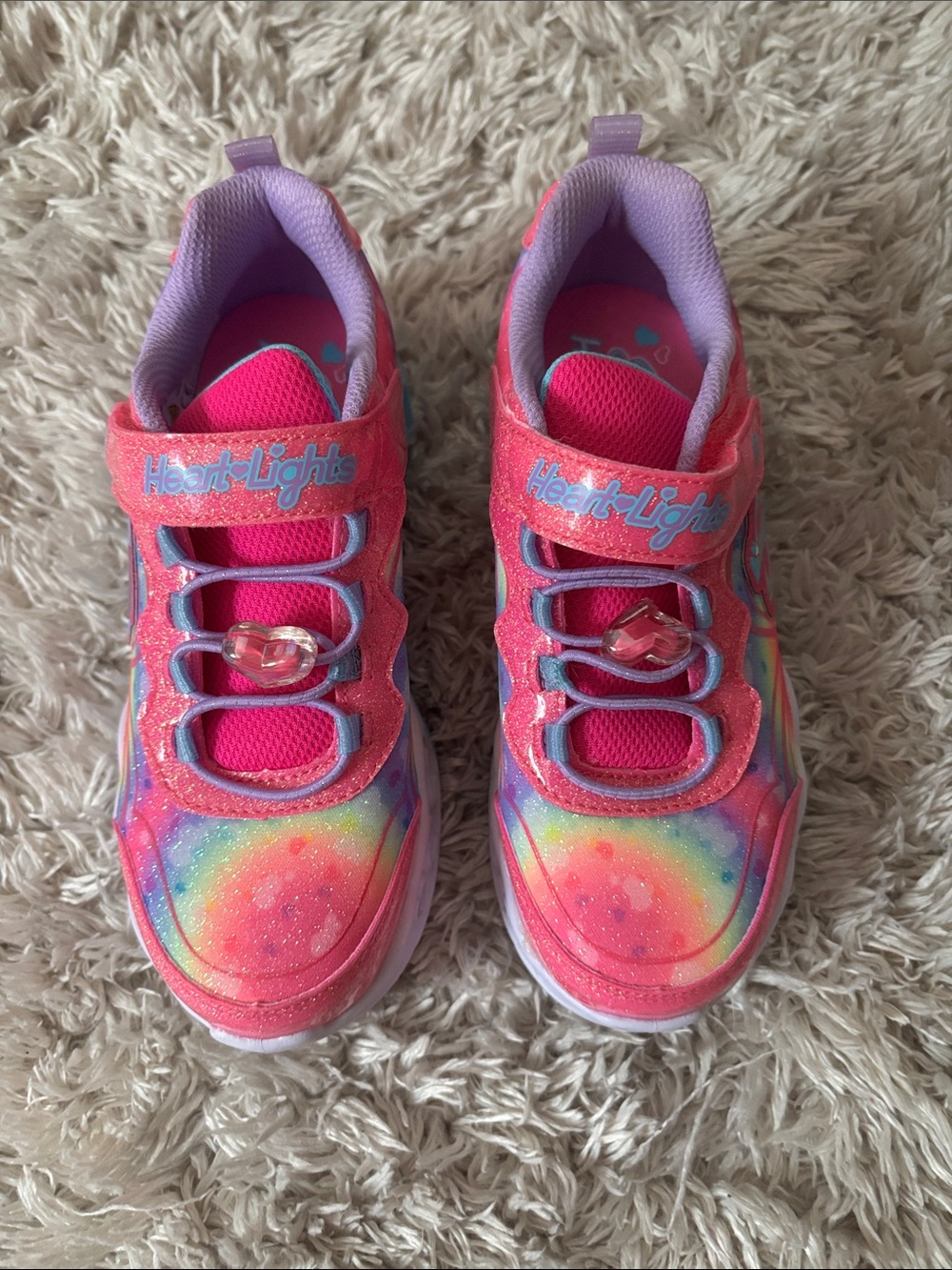 NWT Kids Rainbow Light-Up Sneakers in Pink size 1 Skechers